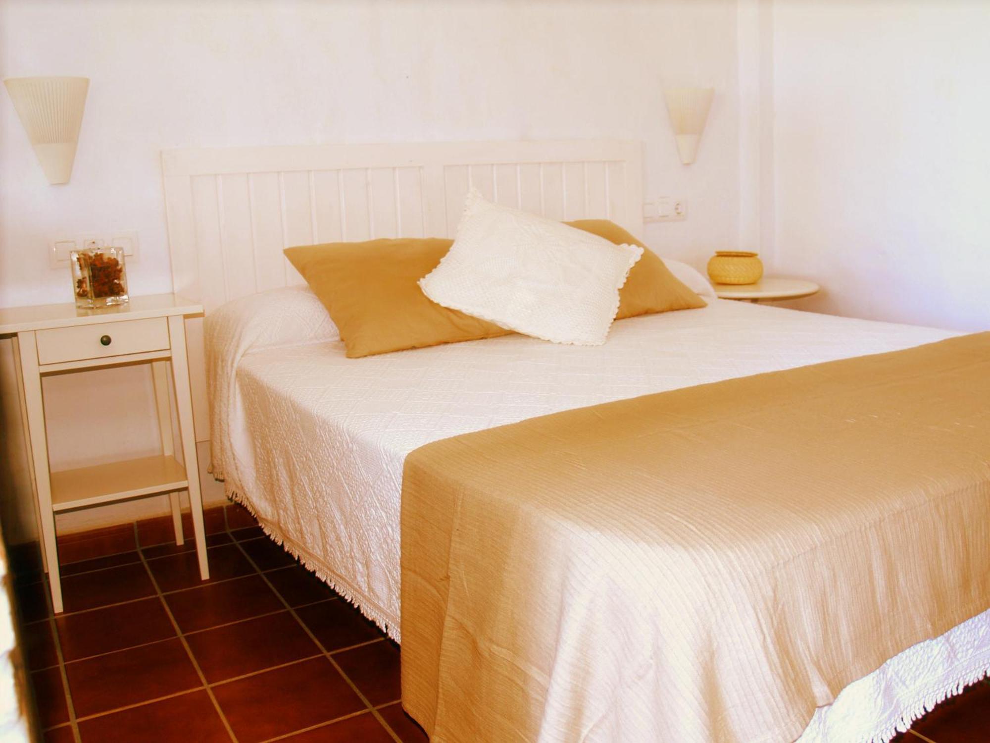 Apartamentos Turisticos Trajano Bolonia Exteriör bild